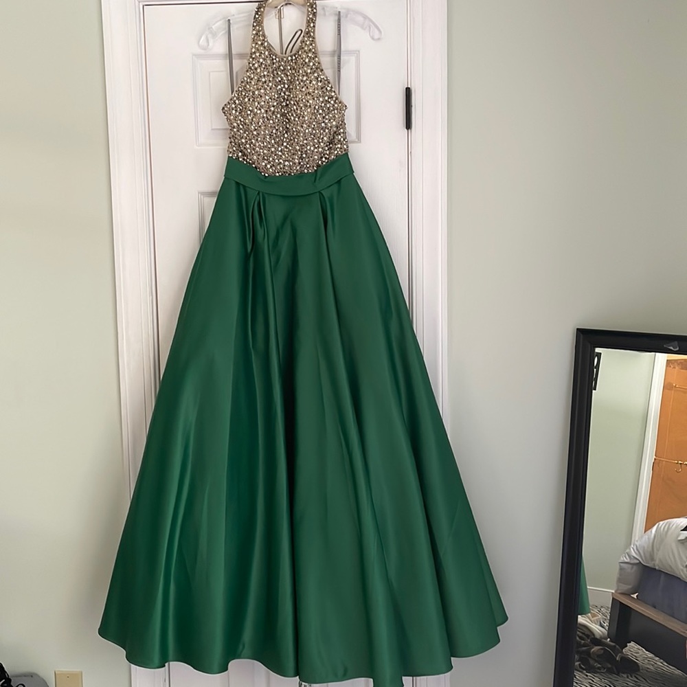 Prom dress